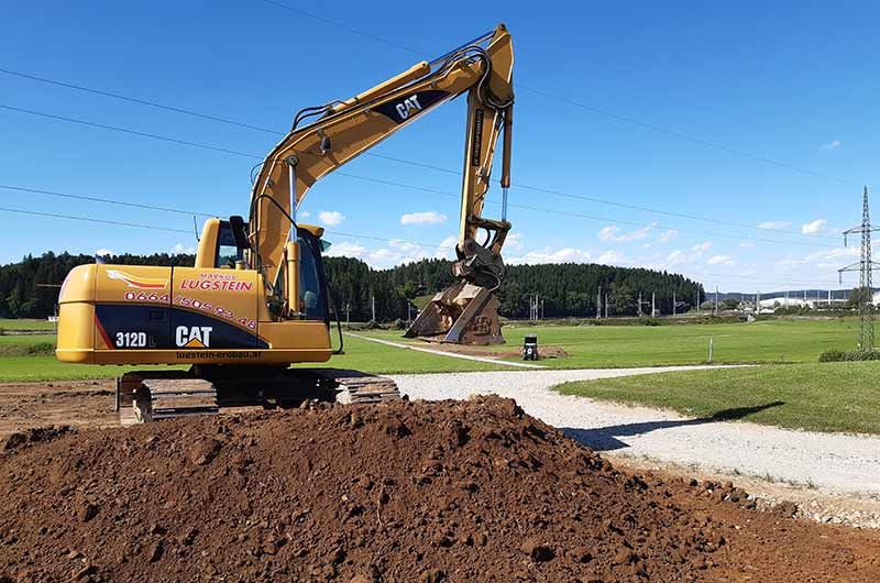 Bagger vom Erdbauunternehmen Lugstein aus Straßwalchen